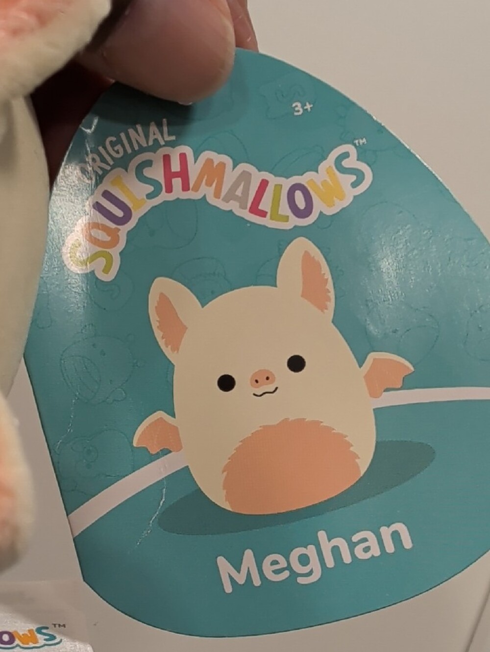 Squishmallows Peach & Cream Plush Clip Keychain - Picture 3 of 4